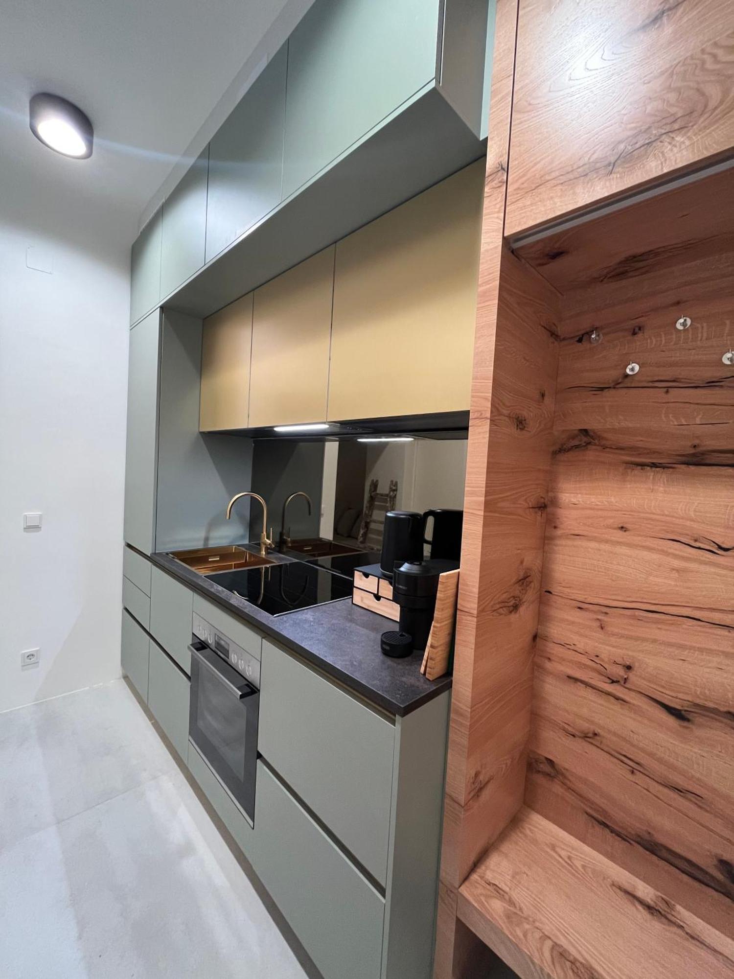 Luxurious One Room Apartment Near Schoenbrunn Palace Vienna Esterno foto
